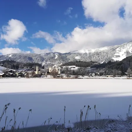 Alpenpanorama アパート